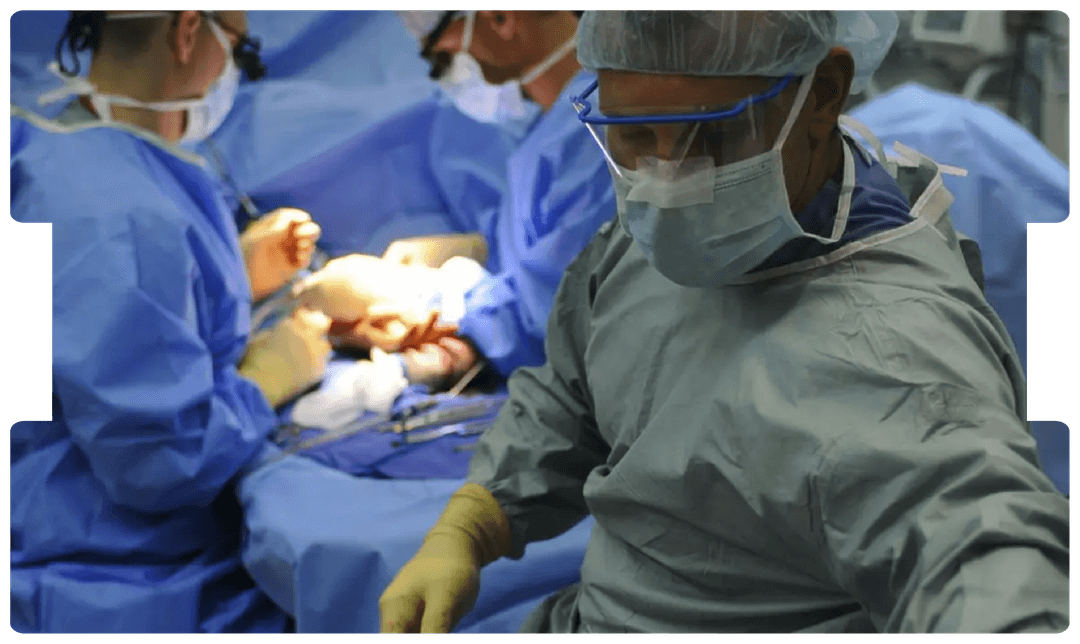 Surgical team performing an operation, highlighting the growing clinical and public health challenges of liver disease in the UK.